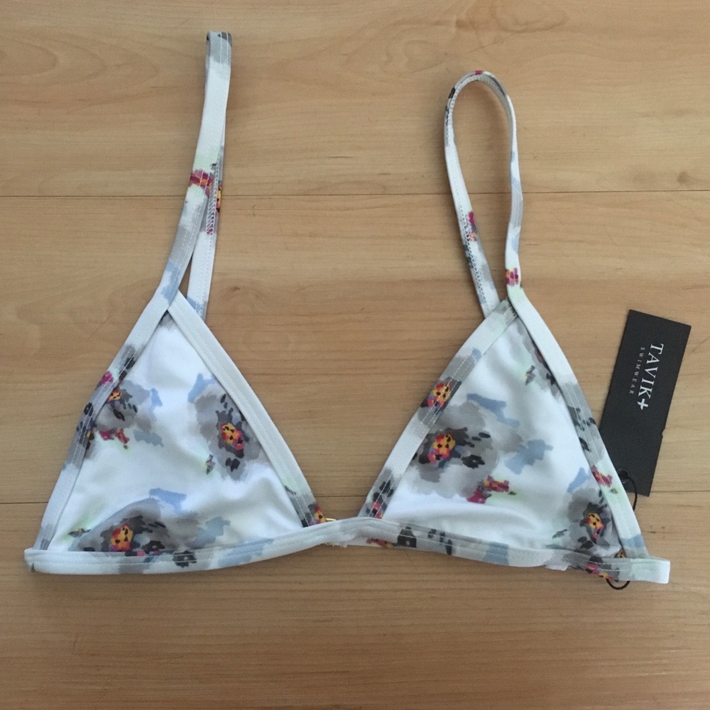 ☀️NWT TAVIK TOP